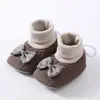 Novos Sapatos de Inverno para Crianças Sapatos de Bebê 0-6 Meses Solado Macio Sapatos para os Primeiros Passos do Bebê Não Caem Estilo Inverno Acolchoado com Lã Sapatos de Algodão Espessos