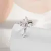 Nuevo Clavo de Hueso de Oreja Hensen con Diseño de Cruz de Circonita Rombo Diseño de Nicho Joyería de Perforación para Pareja