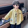 Jaqueta de Outono para Meninos 2026 Novo Modelo Cardigan Infantil de Outono com Gola Reversível Top Listras Onduladas para Bebê Estilo Primavera e Outono para Meninos
