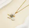 Suministro exclusivo transfronterizo de Amazon de collares con colgante de mariposa de acero inoxidable esmaltado, joyería colorida con goteo de aceite de la fábrica de origen