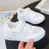 Zapatos Blancos Campus Verano 2026 Nuevos Zapatos de Skate para Niños Zapatillas Bajas para Niñas Suela Suave Unilateral Zapatos Deportivos Ligeros