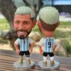 Fanáticos del Mundial rodean a Portugal C Roneymar Messi, regalo, muñeca estrella, muñeca jugando, modelo hecho a mano