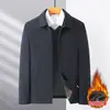 Chaqueta de Negocios con Cuello de Forro Polar y Engrosada para Hombre 2026 Nuevo Estilo de Invierno Abrigo de Invierno Ejecutivo para Papá