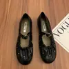 Sapatos de vovó redondos estilo francês retrô, couro macio, mola 2026, novos, versáteis, confortáveis, sapatilhas para mulheres