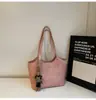Bolsa Transfronteriza Simple Casual de Gran Capacidad para Mujer Nueva Moda Nicho Bolso Tote para el Trabajo Versátil Bolso de Hombro Único para el Brazo