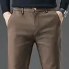 Calças casuais de outono para homens, cintura elástica, novo estilo 2026, moda masculina slim-fit de perna reta para negócios, calças compridas da moda para outono e inverno