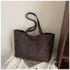 Bolso de Mujer Estampado de Leopardo Bolso de Moda 2026 Nuevo Otoño Invierno Retro Bolso de Hombro Cruzado Popular para Viajes Diarios Bolso Tote de Gran Capacidad