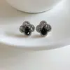Pendientes de Trébol de Cuatro Hojas para Mujer 2025 Nuevo Estilo Lujo Accesible Elegantes de Gama Alta Pendientes de Cristal con Gradiente Negro Pendientes de Estilo Fresco