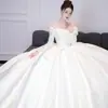 Vestido de Noiva de Luxo para Noivas 2026 Novo Vintage Vestido de Casamento Resistente Cetim Cauda Estilo Corte Outono e Inverno