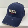 Boné de Baseball Rasgado Bordado Tridimensional com Letra Retro Americano para Homens e Mulheres Tendência de Rua Versátil Proteção Solar Chapéu Bico de Pato