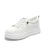 Tenis Blancos de Piel Genuina para Mujer 2026 Primavera y Otoño Tendencia Estilo Coreano Estilo Estudiante Versátiles Plataforma que Aumenta la Altura Casual Deportivos para Mujer