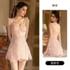 Lindo conjunto de pijama sexy, renda delicada com bojos, camisola de deep V, roupão, conjunto para ficar em casa C6138