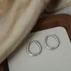 Pendientes de joyería de acero de titanio chapado en oro de 18 quilates con colgante de perla en forma de gota, nuevo de alta gama, lujo ligero, estilo frío, transfronterizos