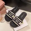 Sandalias de Verano de Moda para Mujer 2026 Nuevo Estilo Francés Inspiradas en Chanel Planas Casuales Chanclas de Playa para Combinar con Vestidos