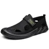 Tamancos Masculinos Respiráveis com Solas Macias e Design Perfurado, Calçados Casuais Slip-On com Malha e Tiras de Velcro