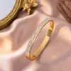 Pulsera de Acero de Titanio Brillante Moda Estrellas Ginky de Lujo Ligero para Mujer, Pulsera con Hebilla Sencilla Exquisita que no se decolora, Combinación Versátil
