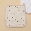 Toalla facial de colgar para niños crepé toalla babero para bebé toalla de lavado para baño de bebé toalla cuadrada de gasa de cuatro capas