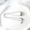 Corrente de Colar Ins Europeia e Americana de Nicho de Alta Qualidade Corrente de Clavícula para Casal com Pingente de Semente de Acácia Estilo Minimalista da Moda