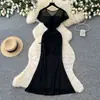 Vestido Vermelho de Manga Curta para Mulheres, Estilo Levemente Maduro e Elegante, Vestido Longo Plissado em Linha A Estilo Coreano para o Verão, Vestido Emagrecedor e Elegante para o Trabalho