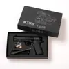 1:Modelo de aleación 2.05 Colt M1911 de juguete finamente elaborado con eyección de casquillos y características de desmontaje, no capaz de disparar