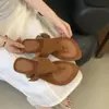 Primer encuentro: Elegantes chanclas de mujer estilo coreano con suelas suaves, nueva colección de verano 2026, sandalias planas perfectas para combinar con faldas