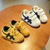 Sapatos de Caminhada para Bebês Meninos Primavera e Outono 2026, Tênis para Crianças Pequenas Meninas, Tênis Board para Meninos, Sapatos de Caminhada para Bebês, Sapatos Brancos para Crianças