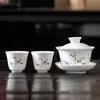 Juego de Té Gaiwan de Tres Piezas con Tazón Único para Infusión, Gaiwan de Porcelana Blanca Kung Fu, Juego de Té de Cerámica con Tapa y Tazas de Degustación para Dos Tazas