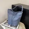 Bolsa de balde estilo retrô simples para outono e inverno para mulheres, bolsa versátil de ombro e sob o braço de grande capacidade, bolsa de mão tote da moda para o dia a dia