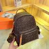 Mochila de marca da moda feminina 2023 nova moda bolsa de estudante universitária europeia e americana versátil simples mochila de viagem de grande capacidade