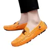 Zapatos Doudou Transfronterizos para Hombre Zapatos Slip-on Británicos Mocasines de Cuero Genuino Moda Casual Zapatos de Cuero Tallas Grandes Zapatos de Negocio para Hombre Pareja