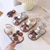 Novas Sandálias Casuais de Verão para Meninas com Decorações de Cereja, Sapatos de Princesa para Bebê, Sapatos para Crianças Pequenas com Solado Macio e Corações Vazados