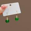 Pendientes de Flor de Piedra Ojo de Gato Verde Aguja Plateada Tono Vibrante Rojo de Internet Hebilla de Oreja Anti-caída Flor de Cuatro Pétalos Ginkgo Bambú