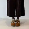 Fivela 2025 Sapatos de Pelúcia Bico Redondo Baixa Pelúcia Sapatos Birkenstock Feminino Meio Pacote Novo Cinto Retrô Slip-On Outono e Inverno