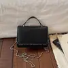 Bolsas populares de este año: Bolsa cruzada pequeña cuadrada de moda estilo coreano para mujer, nueva de verano 2026, con tachuelas, personalizada, con cadena