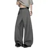 Pantalones de hombre de estilo americano a rayas verticales con caída curva de moda, otoño 2026, holgados, corte limpio, pierna ancha, vintage