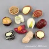 Pistache Miniatura Casa de Bonecas Pingente Resina Acessórios Chaveiro Ornamento de Noz Brinquedo de Comida DIY Caseiro Cola de Creme