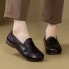 2026 Verano Nuevos Zapatos de Suela Suave para Madres de Mediana Edad y Mayores Zapatos Individuales Antideslizantes para Mujer Mocasines Cómodos Planos de Cuero Suave