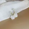 Joias de dopamina de verão brincos de flor com pino de prata brincos femininos doces pequenos e frescos brincos de nicho de alta qualidade atacado
