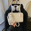 Bolsa de Mão de Luxo, Estilosa, Fashion, Bolsa de Design Exclusivo para Mulheres, Novo Modelo 2026, Pequena Bolsa Quadrada Transversal de Ombro