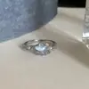 Anel Prata Lua Estrela Azul Geleira para Mulheres, Design de Nicho Moderno e Exquisito, Anel de Dedo Indicador de Alta Qualidade, Anel Ajustável
