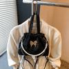 Mochila Borboleta Prateada Feminina 2025 Nova Tendência Coreana Mochila com Corrente de Pérola Mais Fácil de Combinar com Bolsa