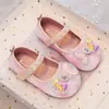 Sapatos de Princesa de Cristal para Meninas, Novo Estilo de Verão 2026, Sapatos Infantis para Apresentação, Bela Adormecida, Vestido de Lantejoulas, Sapatos de Couro de Cristal