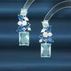 Pendientes de circonita con forma geométrica de flor y personalidad de moda para mujer, diseño de alfiler de plata s925, pendientes de alta gama que combinan con todo.