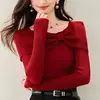 Camisa de Capa Interior con Lazo Rojo para Mujer en Otoño e Invierno, Tejido de Punto de Alta Gama que Expone la Clavícula, Top Francés Único y Chic