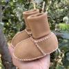 Venta directa al contado, zapatos de bebé de suela suave para otoño e invierno, de piel sintética, de felpa gruesa, cosidos a mano.
