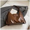 Bolsa Grande Retro Maillard para o Dia a Dia Mochila Nova Outono/Inverno 2025 Bolsa de Ombro Tote Multiuso