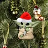 2023 Nuevo Producto Transfronterizo Baby Yoda Papá Noel Decoración Navideña Colgante Decoración de Árbol de Navidad Colgante para Coche