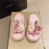 Exquisitas Pantuflas Tridimensionales de Flores Artificiales de Suela Gruesa para Hogar de Mujer Baño Antideslizantes Eva Suela Gruesa Aumentantes