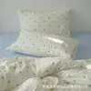 Juego de Cama Doble de Cuatro Piezas Estilo Crema con Sal Marina y Estrellas de Mar para el Hogar, Juego de Tres Piezas para Dormitorio de Estudiantes, Ropa de Cama Textil para el Hogar de Nantong, Modelo Transfronterizo