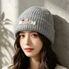 Nuevo Sombrero de Lana Pequeño Fresco Versátil Estilo Coreano Otoño e Invierno Moda Protección para los Oídos Dopamina Cubrecabezas Cálido para Exteriores Sombrero de Punto